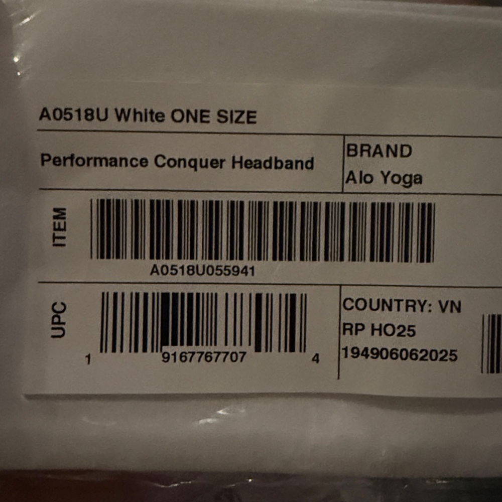 White Alo Yoga Performance Conquer Headband, Workout Essential - Picture 3 of 3